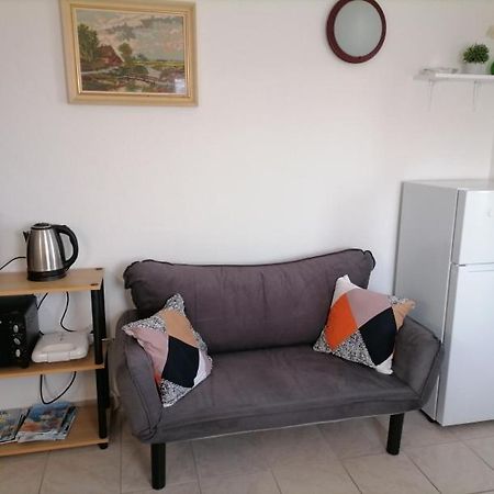 Studio Jasna Brzac Luaran gambar
